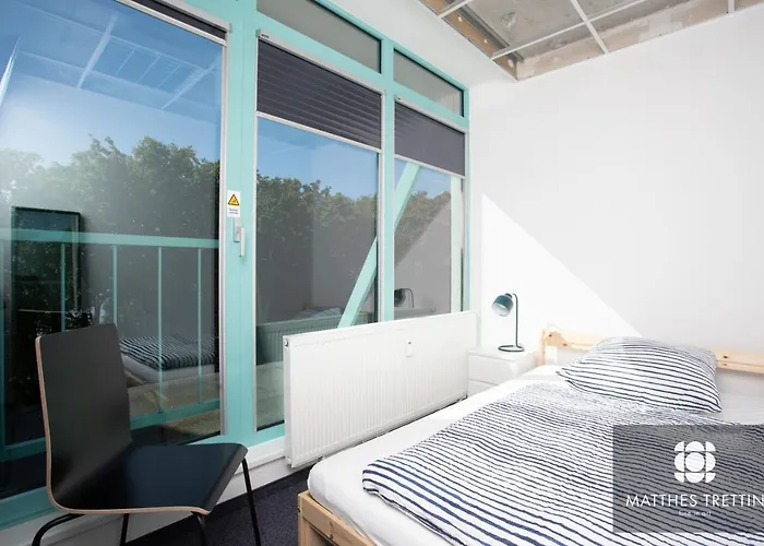 Project Bay - Workation / Coworking Hostel *